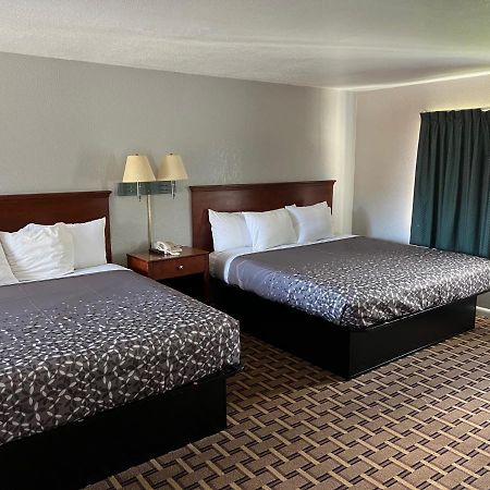 טלהאסי Budget Inn מראה חיצוני תמונה