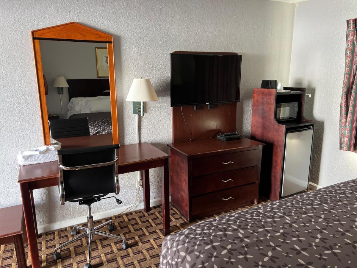טלהאסי Budget Inn מראה חיצוני תמונה